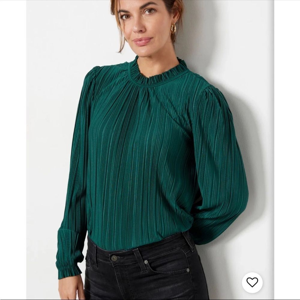 Evereve Whit Plisse Large Green Pleated Soft Stretch Mock Neck Blouse Holiday